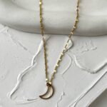 ماه و زنجیر پولکی