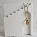 گردنبد آناناس و مروارید