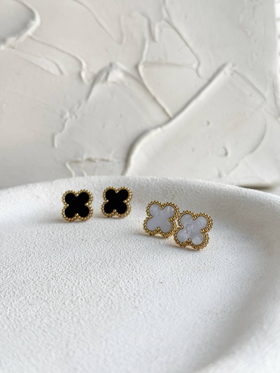 IMG_20251001_121230_171 گوشواره های میخی ونکلیف - Image 1